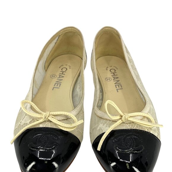 CHANEL Lace CC Cap Toe Ballet Flats Size 7 - Picture 4 of 6